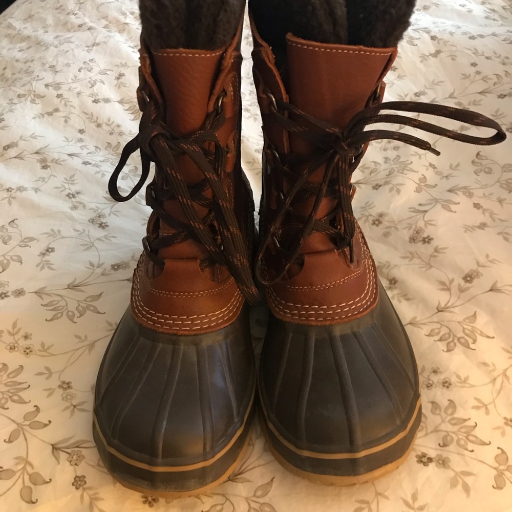 L.L. Bean Snow boots. Size 7 Only worn once!